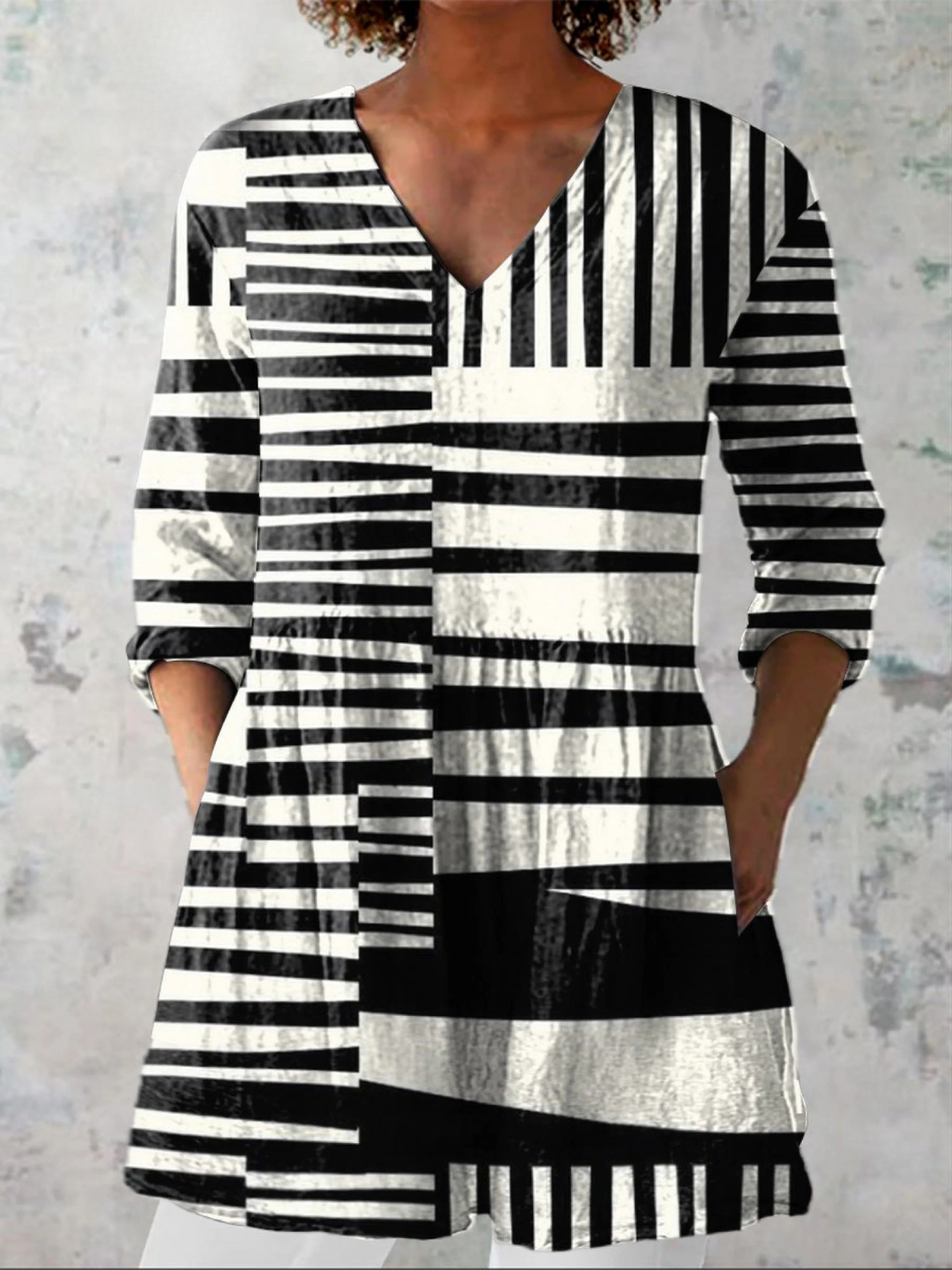 Marie™ | Lang Bluse med V-udskæring
