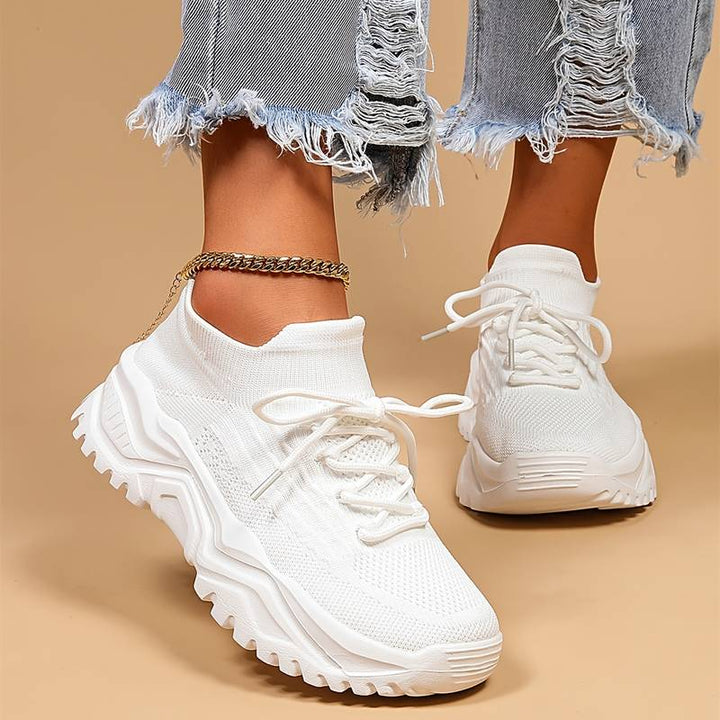 Lise | Stilfulde Letvægts Hvide Sneakers