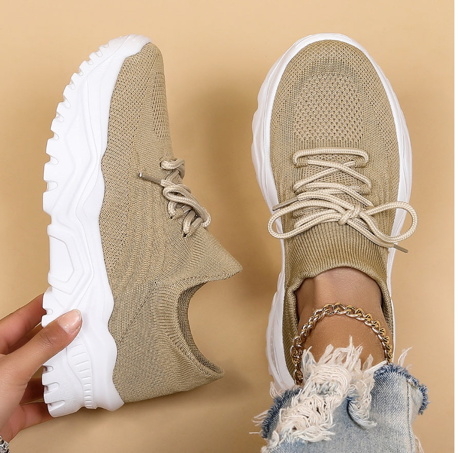 Lise | Stilfulde Letvægts Hvide Sneakers