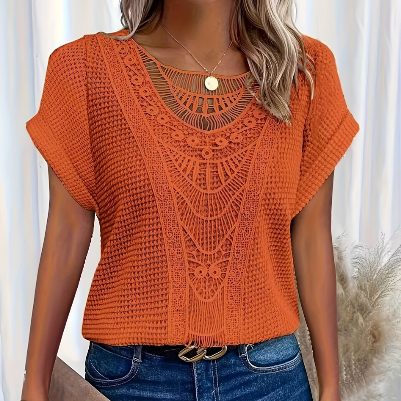 Vanja | Stilfuld Top med Blonde Detalje