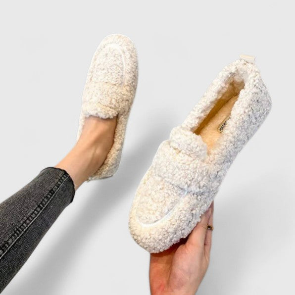 Solenne™ | Varme teddy-hjemmesko