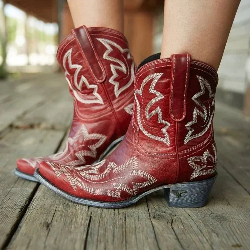 Ursula | Stilfulde Broderede Cowboy Støvler