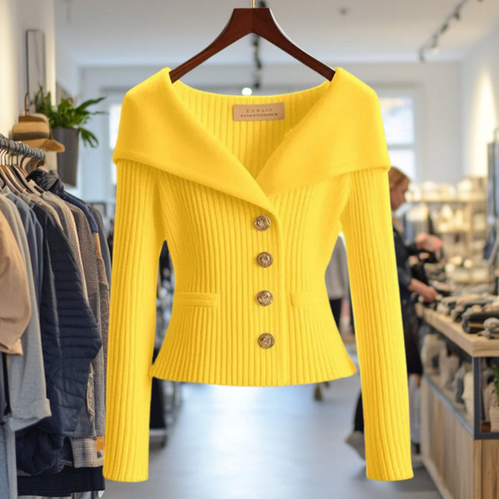 Amelie | Damens Strikjakke Off-Shoulder figursyet Ribstrik Guldknapper