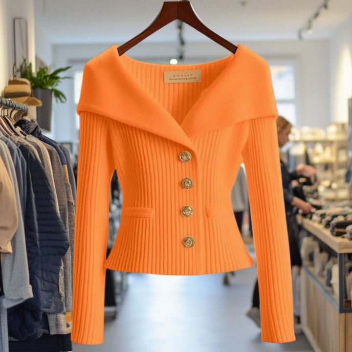 Amelie | Damens Strikjakke Off-Shoulder figursyet Ribstrik Guldknapper