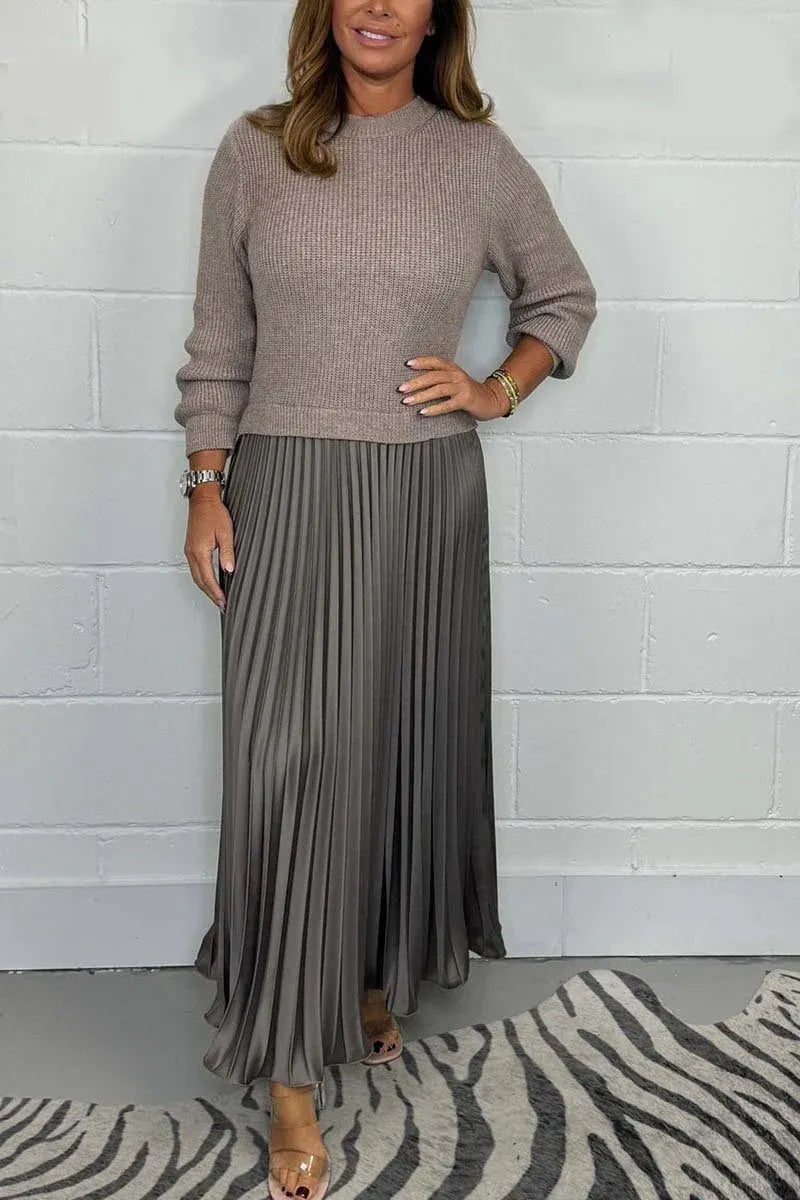 Camilla | Maxikjole med Sweater & Plisseret Nederdel